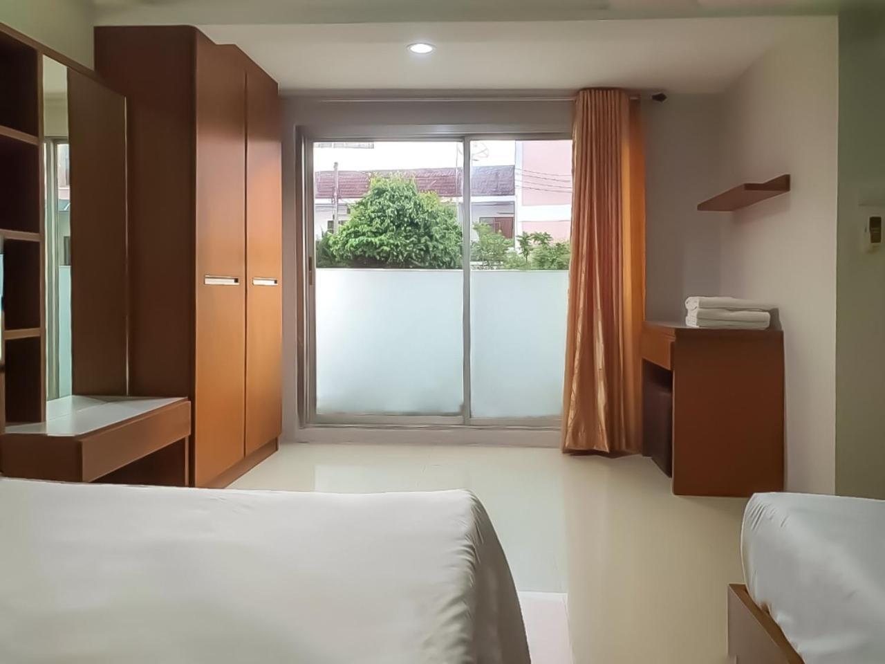 Wangkaew Hotel ピサヌローク エクステリア 写真