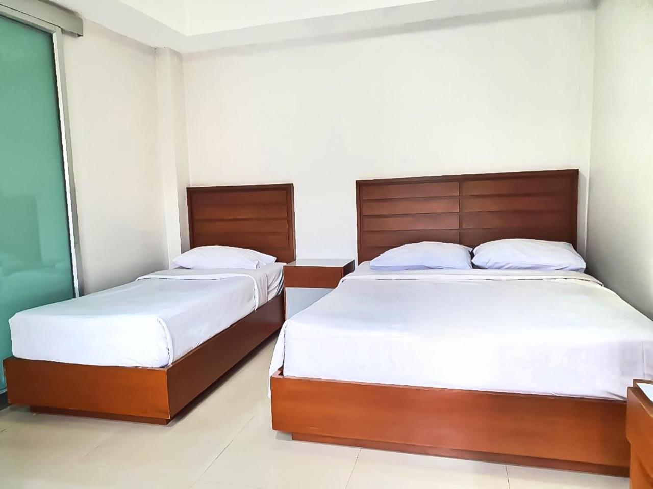 Wangkaew Hotel ピサヌローク エクステリア 写真