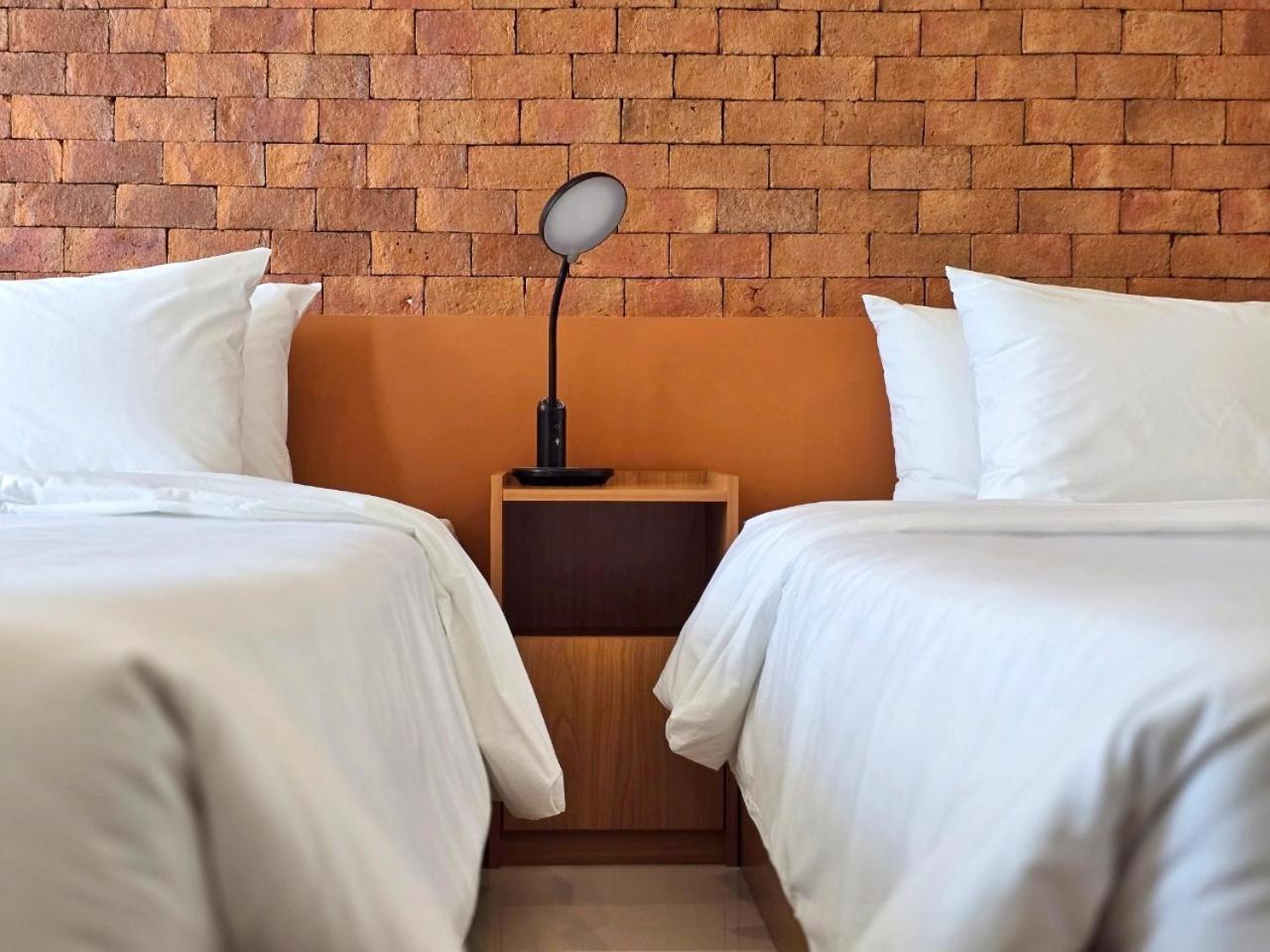 Wangkaew Hotel ピサヌローク エクステリア 写真